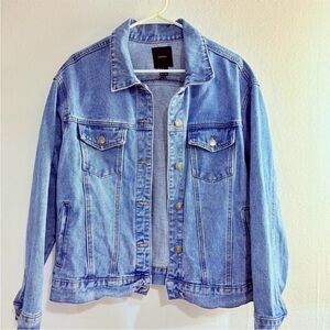 Forever 21 Trucker Jean Jacket Distressed Throwback 90's Size Small
